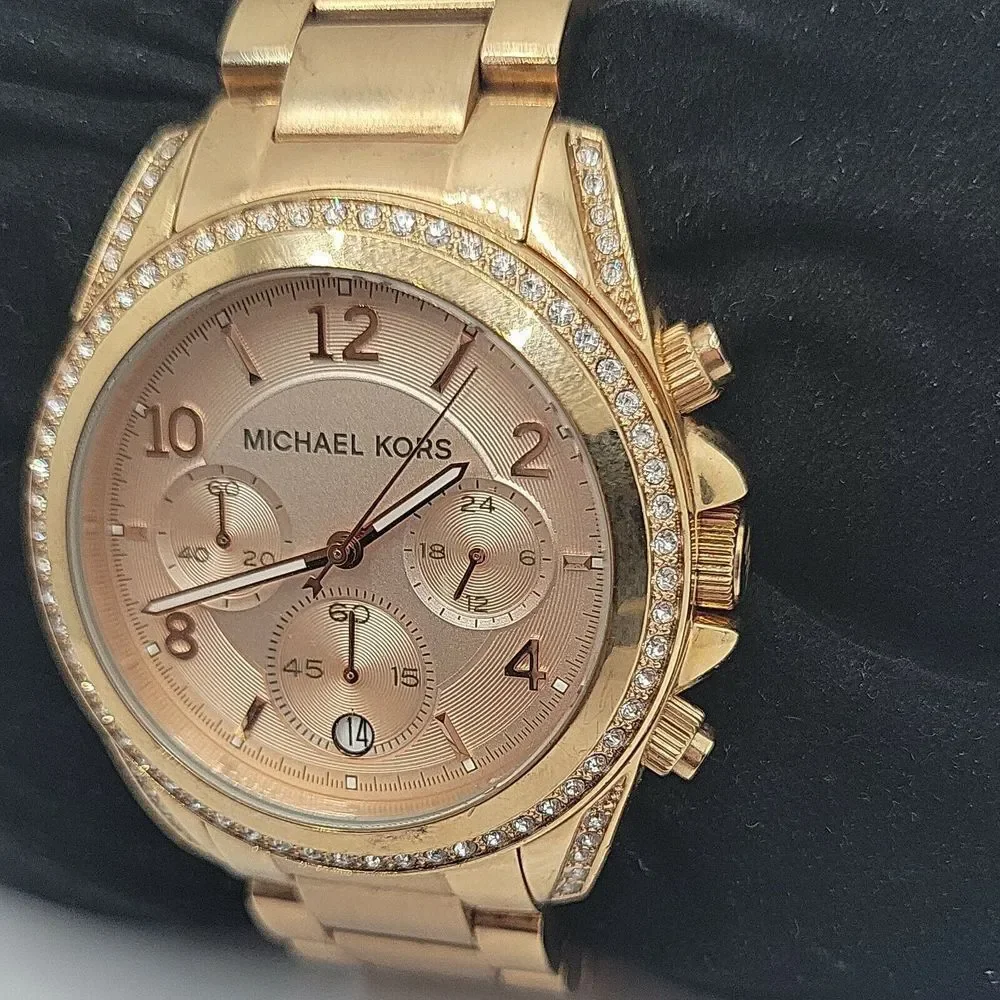 Michael Kors MK5263 Women's Stainless Steel Analog Gold Dial Quartz Watch BC654
